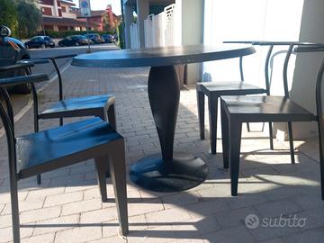 Tavolo e sedie KARTELL