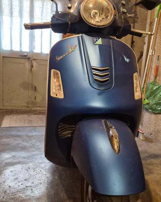 Vespa300gts 