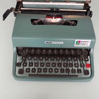 Macchina da scrivere Olivetti LETTERA 32