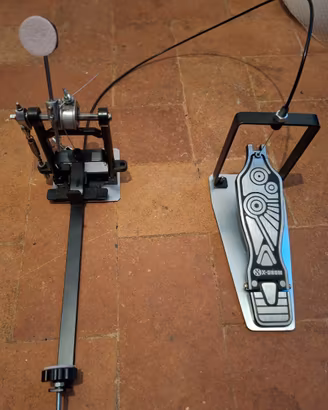 Pedale remoto per cajon o percussioni
