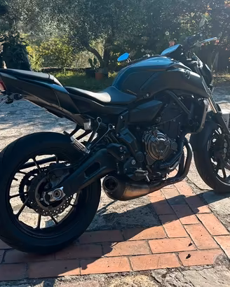 Yamaha MT-07 A2 a libretto