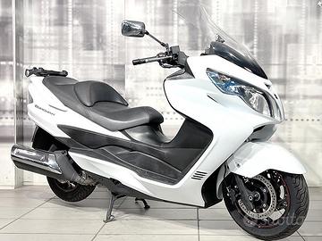 Suzuki Burgman 400 Lux