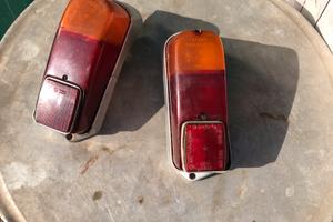 Volante e fanali posteriori per fiat 600 vintage