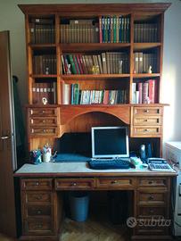 Scrivania con libreria in legno massello