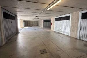 Box / Garage di 30 m² a Brembate di Sopra