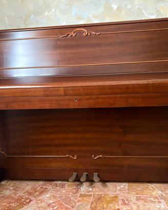 Pianoforte a muro Bachmann