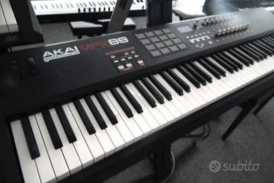 Akai MPK 88 – Pari al Nuovo – Bundle Completo