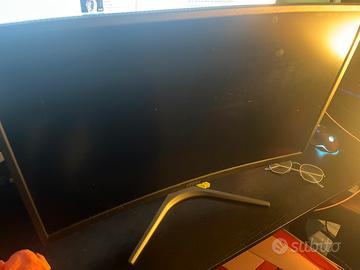 Monitor da gaming della msi 23 pollici usato