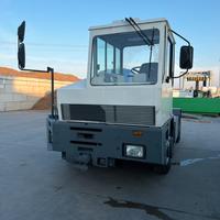 Trattore portuale Ferrari