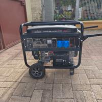 Generatore elettrico a benzina