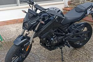 moto 125 Voge modello Brivido 