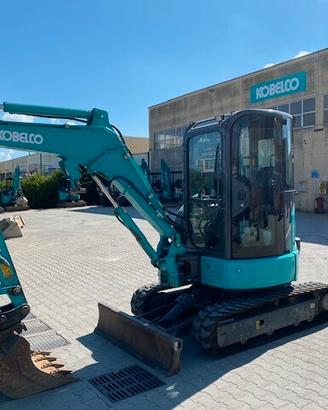 Escavatore Kobelco SK30SR-6 usato