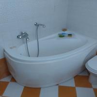 Vasca angolare in vetroresina