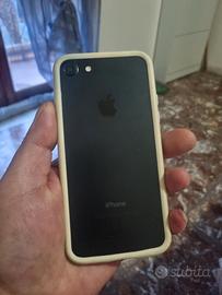 Cellulare iphone 7 32 memoria interna 