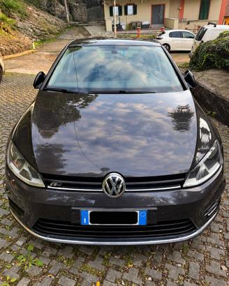 Volkswagen Golf 1.4 TSI R-Line Lounge – 2016