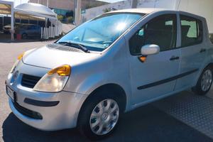 Renault Modus 1.5 dCi 85CV C. Manuale