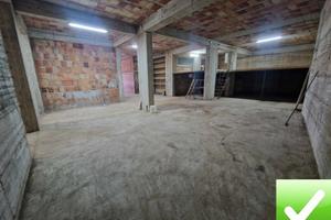 Ampio Locale Deposito C2 Villa San Giovanni 250 Mq