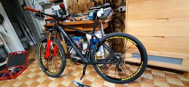 MTB 27.5 CUBE full Carbon