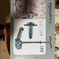 Monopattino Highwaykick 5 LED By Scoot and Ride