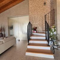 Ronco all'Adige centro: bifamiliare con giardino