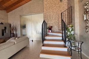 Ronco all'Adige centro: bifamiliare con giardino