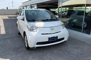 Toyota iQ 1.0 CVT Trend