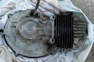 Motore piaggio si con motore pinasco 75 cc