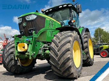 Trattore JOHN DEER 6175R