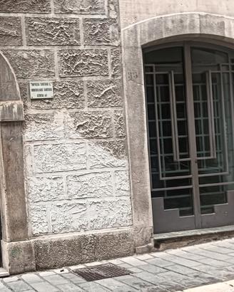 Locale commerciale in buono stato,libero