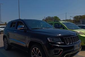 grand cherokee Overland