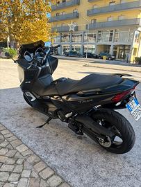 Tmax 530 sx 2019 sport edition 11000 KM