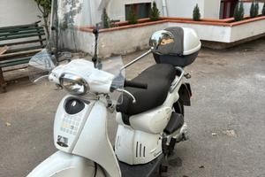 Aprilia Scarabeo 50 - Anno 2010 - per ricambi