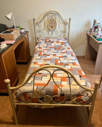 Letto singolo tubolare modello ferro battuto