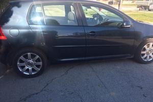 Volkswagen golf V