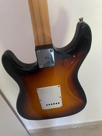 Chitarra elettrica Vision tipo Stratocaster