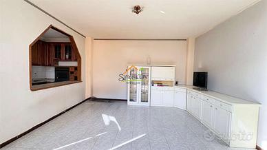 Appartamento ampio in corte