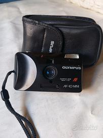 Fotocamera vintage analogica Olympus AF-10 Mini