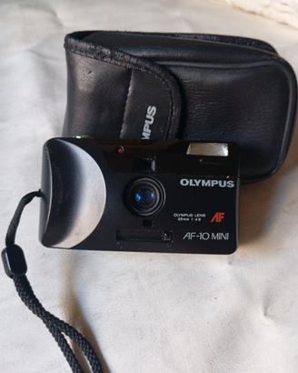 Fotocamera vintage analogica Olympus AF-10 Mini