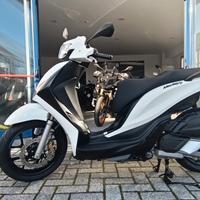 Piaggio Medley S 200