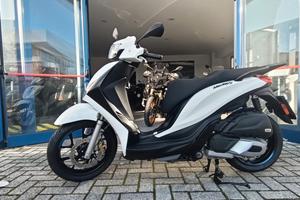 Piaggio Medley S 200