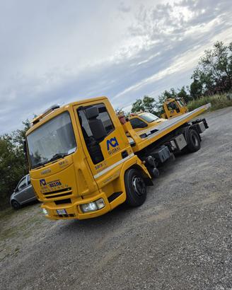 Carroattrezzi iveco eurocargo 100 el 18