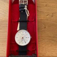 Mondaine