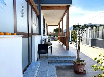 VILLA SINGOLA A FICARAZZI