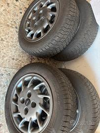 cerchi con gomme invernali fiat