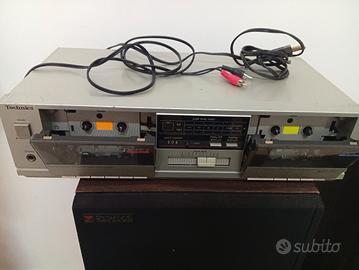 riproduttore di cassette anni 90 Technics 