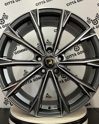 CERCHI IN LEGA LAMBORGHINI URUS DOPPIA MISURA 22