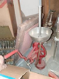 lava bottiglie antico vintage e imbottigliattrice