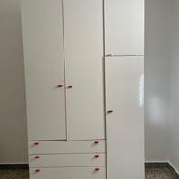 Armadio 3 ante con 4 cassetti - 230x140x55- 150€