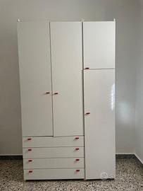 Armadio 3 ante con 4 cassetti - 230x140x55- 150€