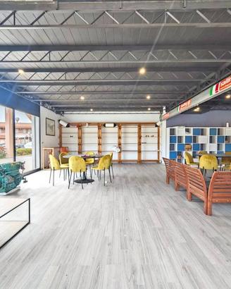 Immobile di 254 m² con 1 locale a Furnari